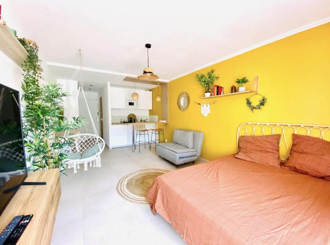 Studio Terrasse & Parking Gratuit En Residence ニーム エクステリア 写真